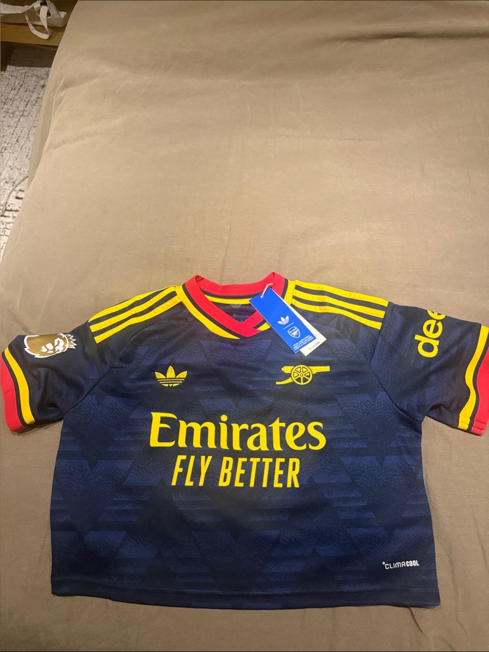 Adidas Women’s Cropped Arsenal Kit